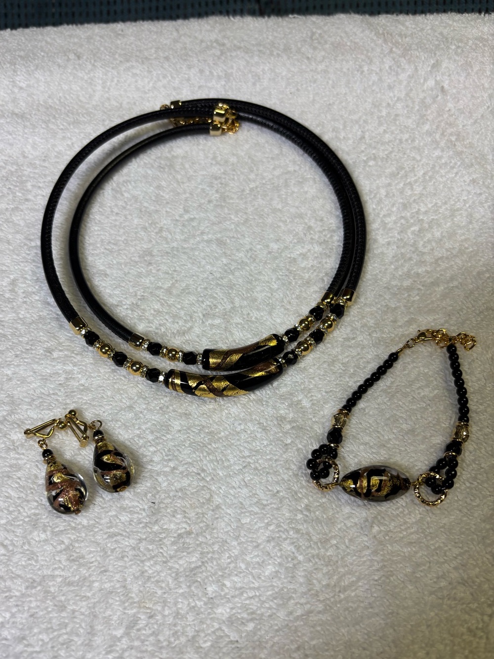 New Uno Alla Volta jewelry set